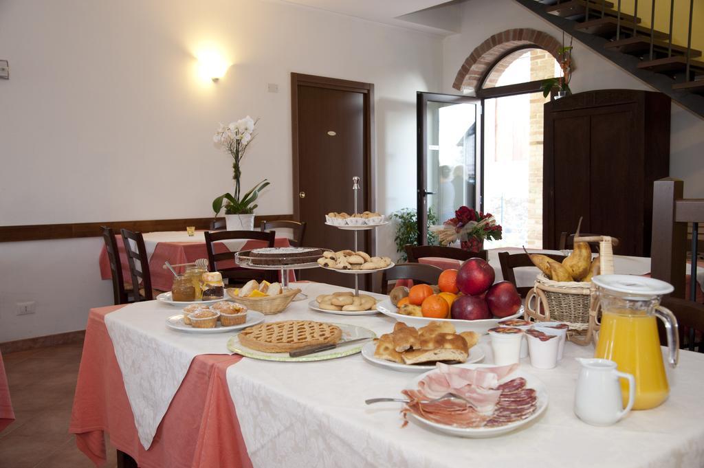 Agriturismo Il Vecchio Portico 프란카빌라 비시오 외부 사진
